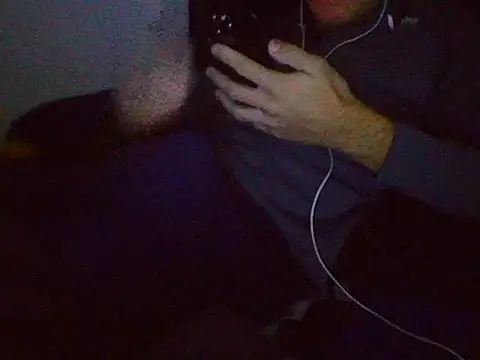 AlbertoRuiz086 online show from October 2025 07:29:01 AM