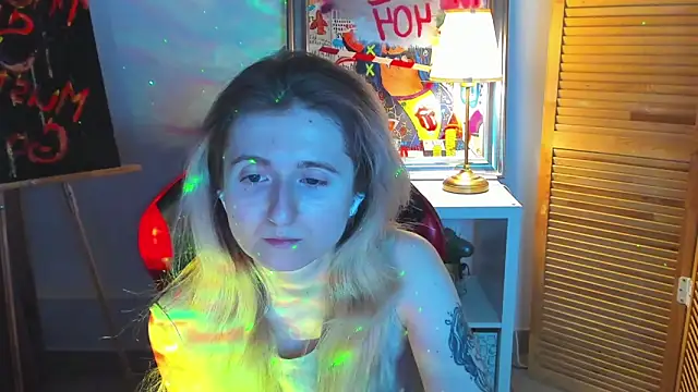 CamillaDreamer online show from April 2026 07:14:01 PM