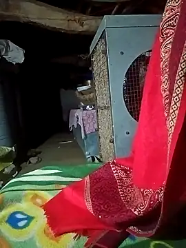 Snapshot of Lona2525 chatting on December 2025 07:53:02 PM Lona2525 online show from December 2025 07:53:02 PM