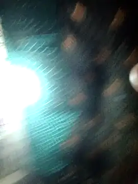 Snapshot of Lona2525 chatting on January 2026 06:33:01 PM Lona2525 online show from January 2026 06:33:01 PM