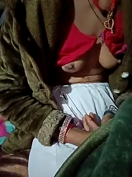 Snapshot of Lona2525 chatting on February 2026 08:53:01 PM Lona2525 online show from February 2026 08:53:01 PM