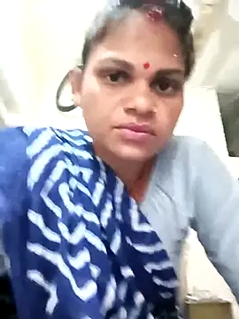 Snapshot of SHMA-77 chatting on October 2025 04:27:02 PM SHMA-77 online show from October 2025 04:27:02 PM