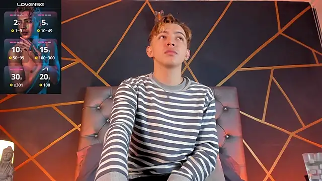 Lian Miller1  online show from April 2026 12:22:02 PM