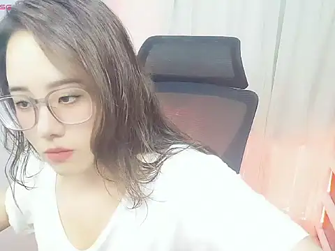 NEWONETO online show from September 2025 04:33:02 PM