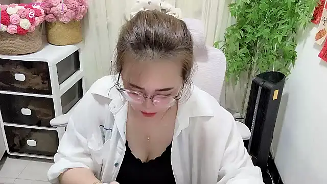 NEWONETO online show from June 2026 02:07:01 PM