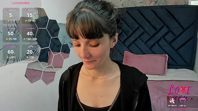 Valery More   online show from June 2026 01:44:02 PM