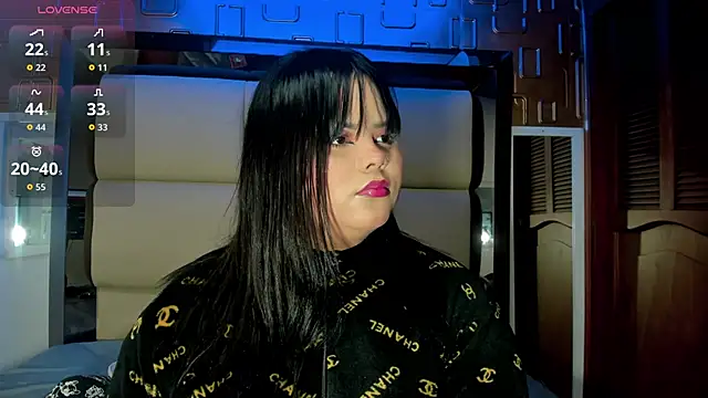 violet milleer online show from October 2025 12:23:02 PM