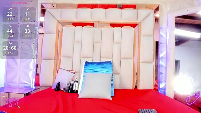 violet milleer online show from April 2026 07:39:02 PM