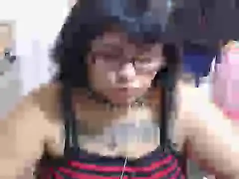 crucifxcked online show from May 2026 04:32:02 AM