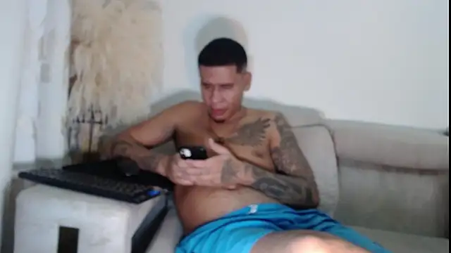 Adrew fox online show from October 2025 02:19:01 AM