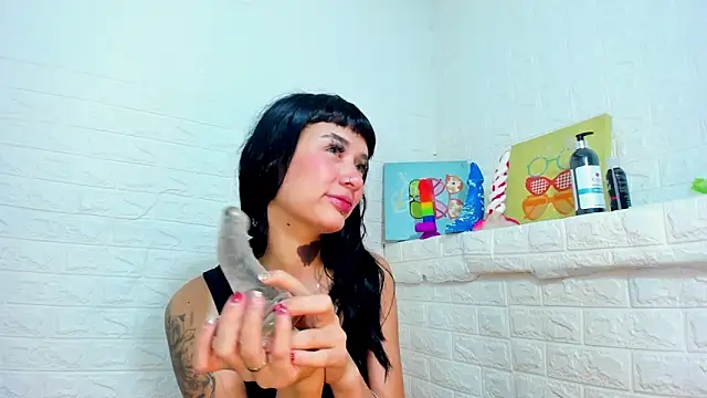 Snapshot of MelanyHarrysHH chatting on October 2025 05:18:01 AM MelanyHarrysHH online show from October 2025 05:18:01 AM