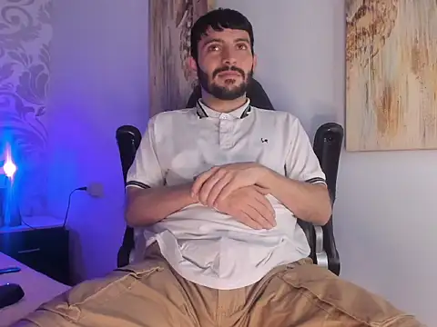 VynnyBlacke  online show from February 2026 06:10:02 AM