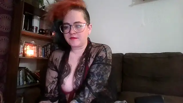 daniak90 online show from November 2025 06:46:02 AM