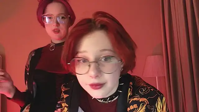 luna son online show from October 2025 10:18:02 PM