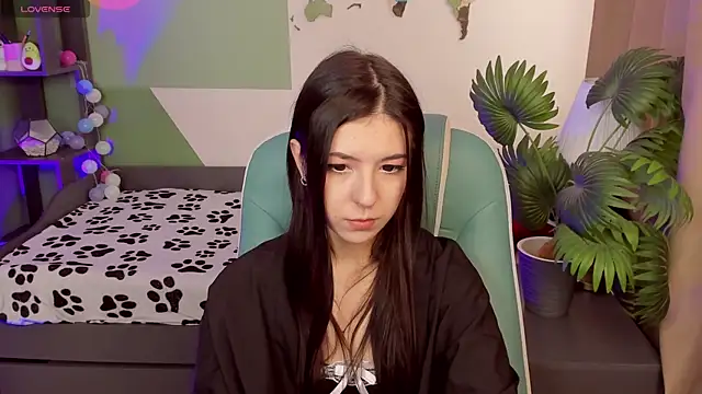 Azaliya Haze online show from October 2025 10:25:01 AM