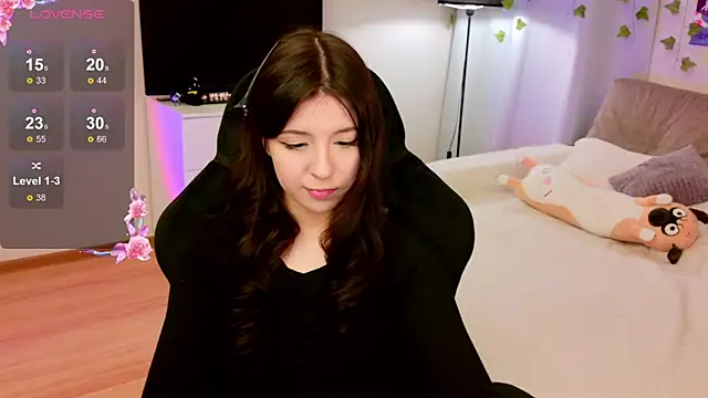 Azaliya Haze online show from April 2026 06:23:01 PM