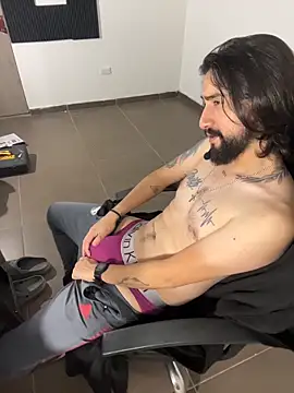 maximusdominus26 online show from March 2026 05:34:01 AM