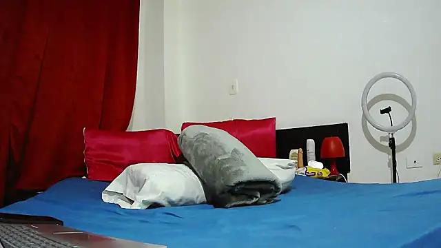 MissAsly online show from November 2025 10:34:02 AM