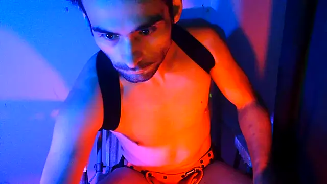 highinhtxx online show from November 2025 10:43:02 PM