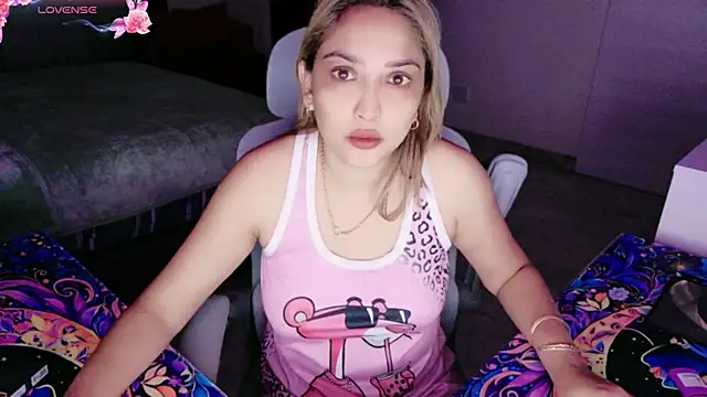 Snapshot of INDIANROMANCE chatting on May 2026 09:10:01 PM INDIANROMANCE online show from May 2026 09:10:01 PM