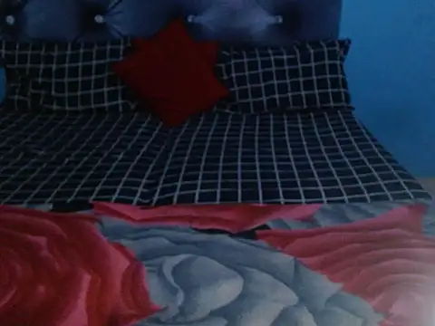 Snapshot of hey_mishtidoll chatting on February 2025 09:33:02 PM hey mishtidoll online show from February 2025 09:33:02 PM