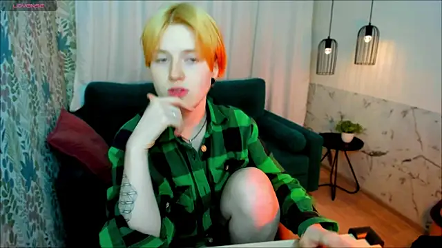 Freirenee online show from January 2026 03:48:02 PM