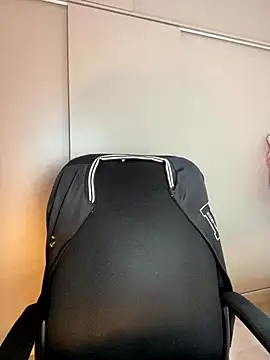 EmilyZuits online show from December 2025 08:59:02 PM