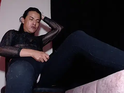 Snapshot of valeria_limite chatting on February 2026 05:37:01 AM valeria limite online show from February 2026 05:37:01 AM