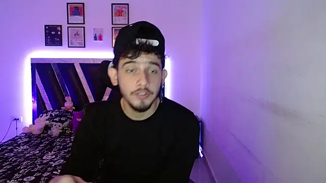 Sebasxxl12 online show from October 2025 01:47:01 AM