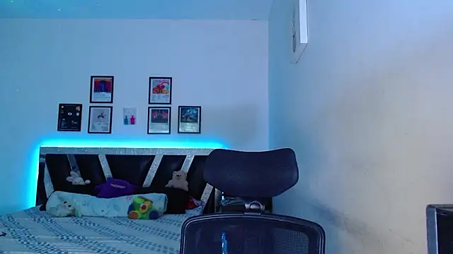 Sebasxxl12 online show from February 2026 07:01:01 AM