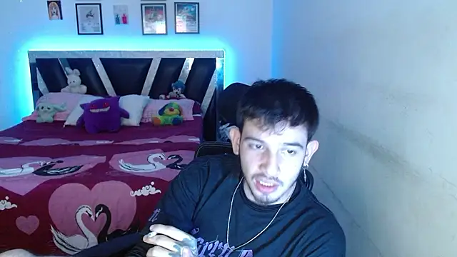 Sebasxxl12 online show from February 2026 10:25:01 AM