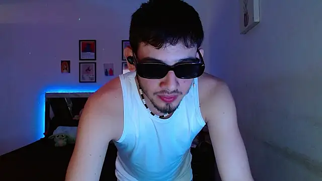 Sebasxxl12 online show from March 2026 08:35:02 PM