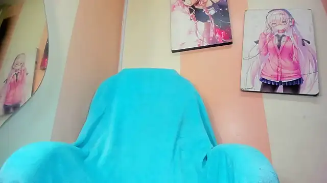 Mila Leon online show from April 2026 04:57:02 AM