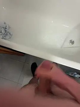 davidoso6271 online show from January 2026 11:40:02 PM