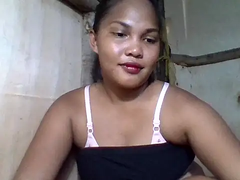 Snapshot of sweetlexypinay19 chatting on June 2026 04:25:01 AM sweetlexypinay19 online show from June 2026 04:25:01 AM