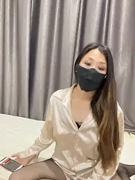 aska1986 online show from November 2025 04:24:01 PM