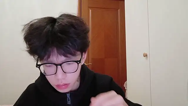 hangzi-0011 online show from November 2025 12:05:02 PM