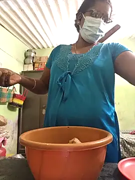 Snapshot of Tamilselviroja- chatting on November 2025 03:44:02 PM Tamilselviroja- online show from November 2025 03:44:02 PM