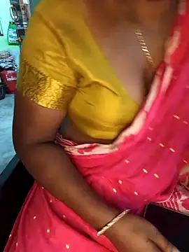 Snapshot of Tamilselviroja- chatting on November 2025 03:52:02 PM Tamilselviroja- online show from November 2025 03:52:02 PM