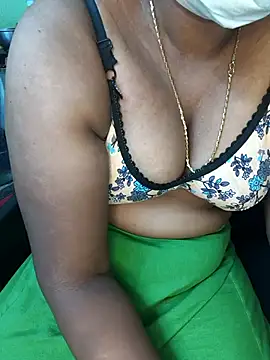 Snapshot of Tamilselviroja- chatting on November 2025 03:50:01 PM Tamilselviroja- online show from November 2025 03:50:01 PM