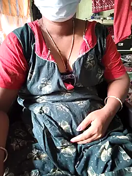 Snapshot of Tamilselviroja- chatting on November 2025 04:12:02 AM Tamilselviroja- online show from November 2025 04:12:02 AM