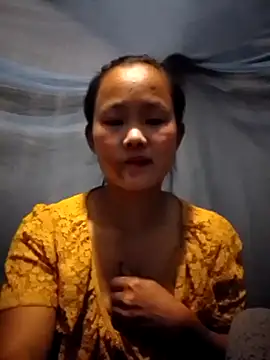 Alice wo online show from October 2025 03:43:01 PM