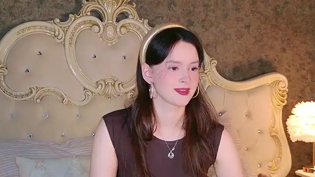 EvaSwen online show from January 2026 08:58:01 PM