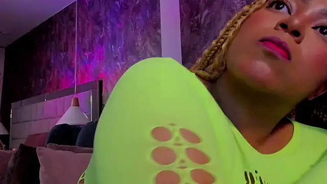 Fenty melo online show from November 2025 03:56:02 AM