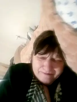 Apeesynka55211 online show from December 2025 03:30:01 PM