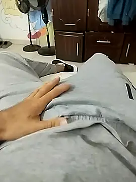 Valen Squirt04 online show from October 2025 05:10:02 PM