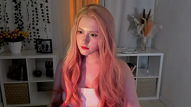 DelilahTaylor online show from April 2026 11:13:01 PM