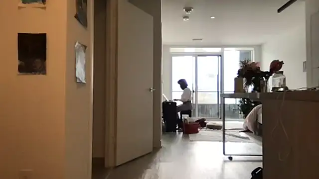 tia   fox online show from February 2026 07:01:01 PM