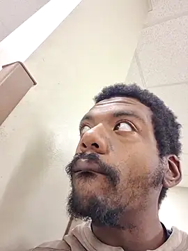 Snapshot of MrBigDickShow chatting on November 2025 06:20:02 PM MrBigDickShow online show from November 2025 06:20:02 PM