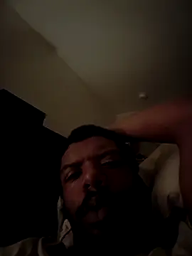 Snapshot of MrBigDickShow chatting on March 2026 01:33:02 AM MrBigDickShow online show from March 2026 01:33:02 AM